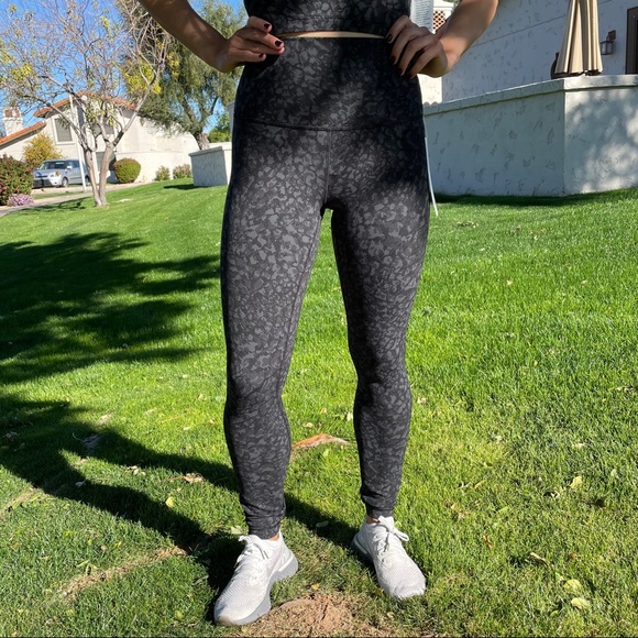 Lululemon Align HR Pant 28” - Picture 2 of 8